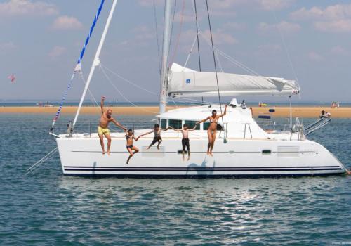 Catamaran Milos Tours - Enjoy Swimming & Snorkeling 