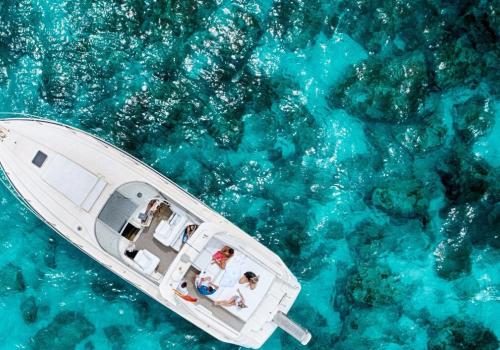 Milos Private Tours - Swim in Turquoise Waters